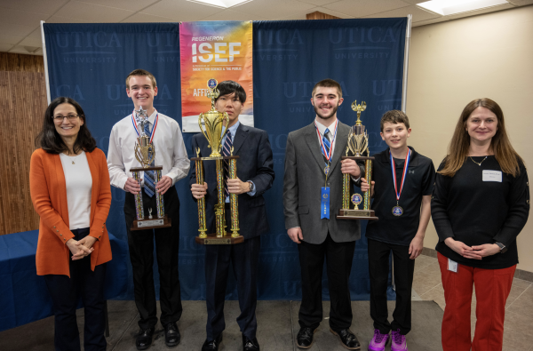 From left to right: Dean Sharon Wise, Trent Jenny-Senior Level Runner-up Grand Prize, Richard Xu-Senior Level Grand Prize, Jacob Southwick and Mason LaBella -Junior Level Grand Prize, Director Jessica Thomas (Photo Courtesy of Tobias Neto)