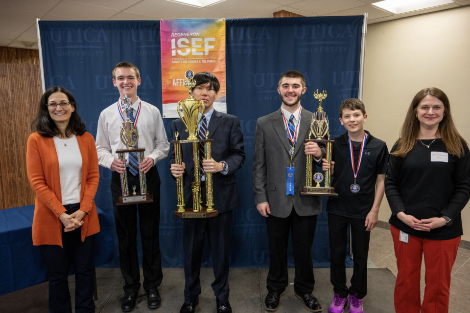 From left to right: Dean Sharon Wise, Trent Jenny-Senior Level Runner-up Grand Prize, Richard Xu-Senior Level Grand Prize, Jacob Southwick and Mason LaBella -Junior Level Grand Prize, Director Jessica Thomas (Photo Courtesy of Tobias Neto)